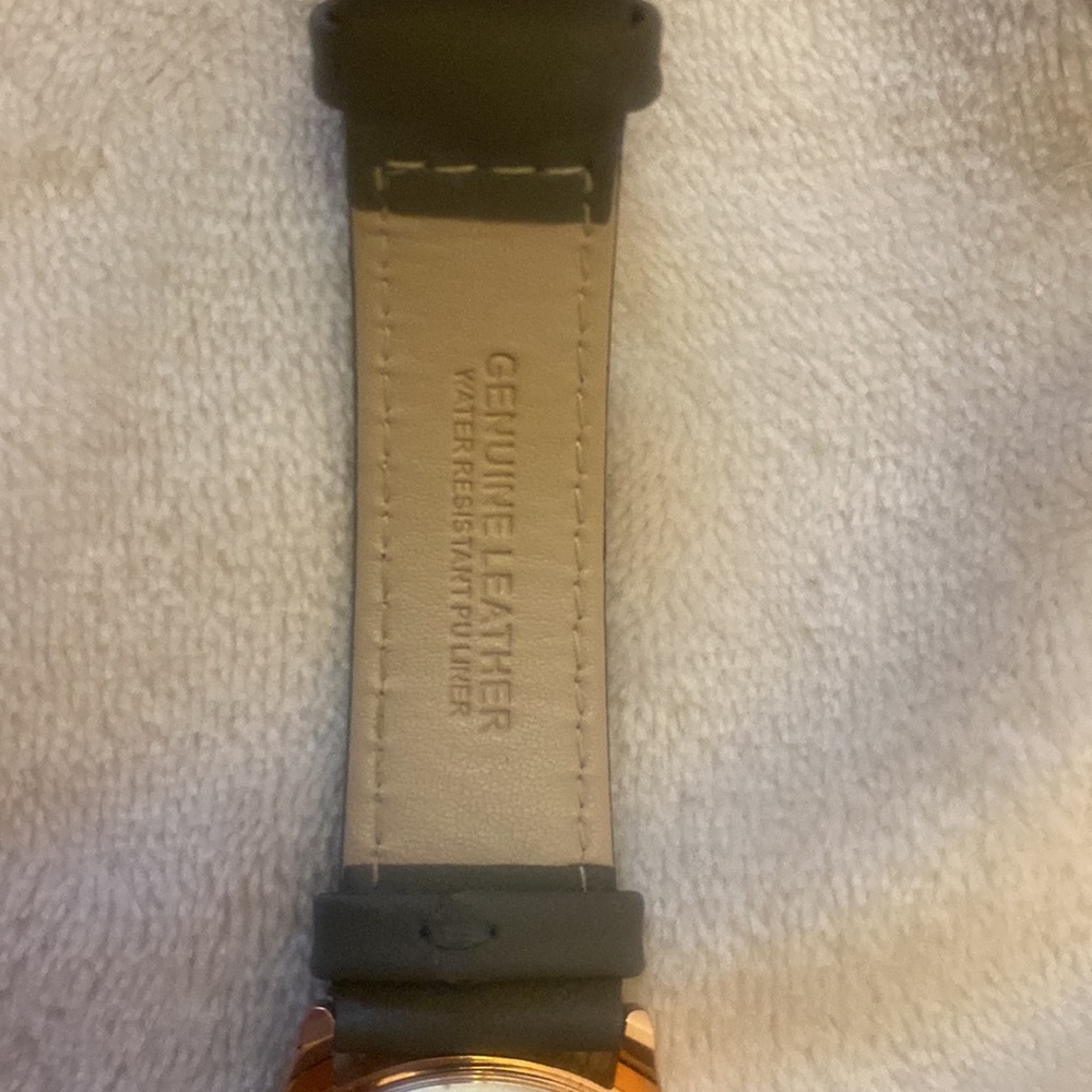 Watch - Picture 8 of 8
